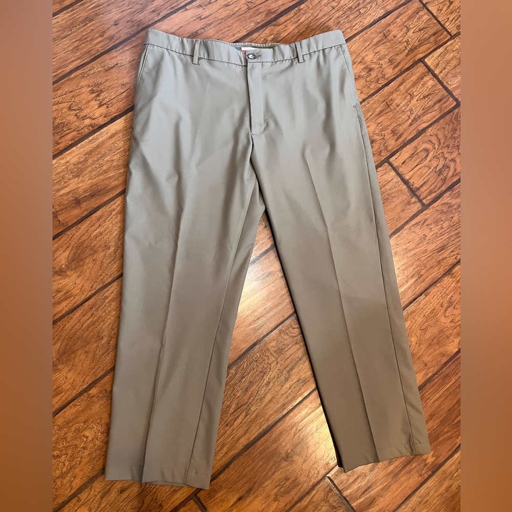 Lee Traveler Chino Pants mens 40x30 tan brown Performance Straight Polyester